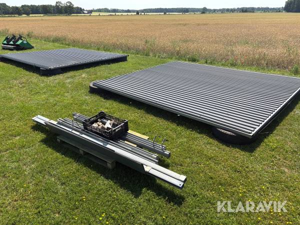 Skjutdörrar Henderson 3,48x3,925m 2st med skenor vagnar mm