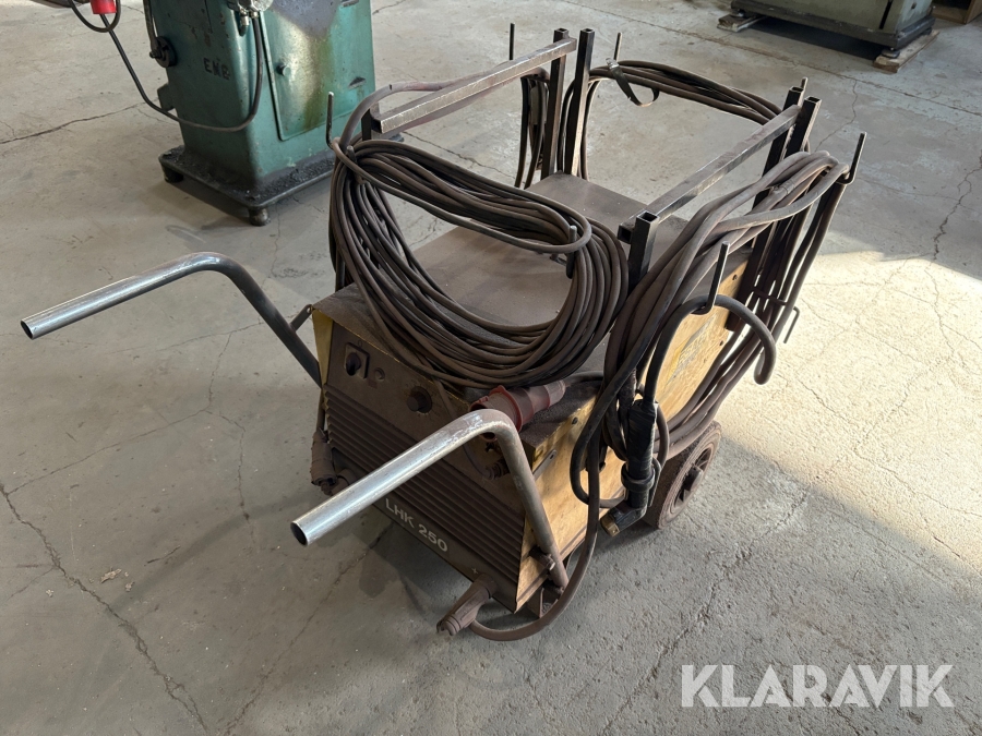 Pinnsvets ESAB LHK 250