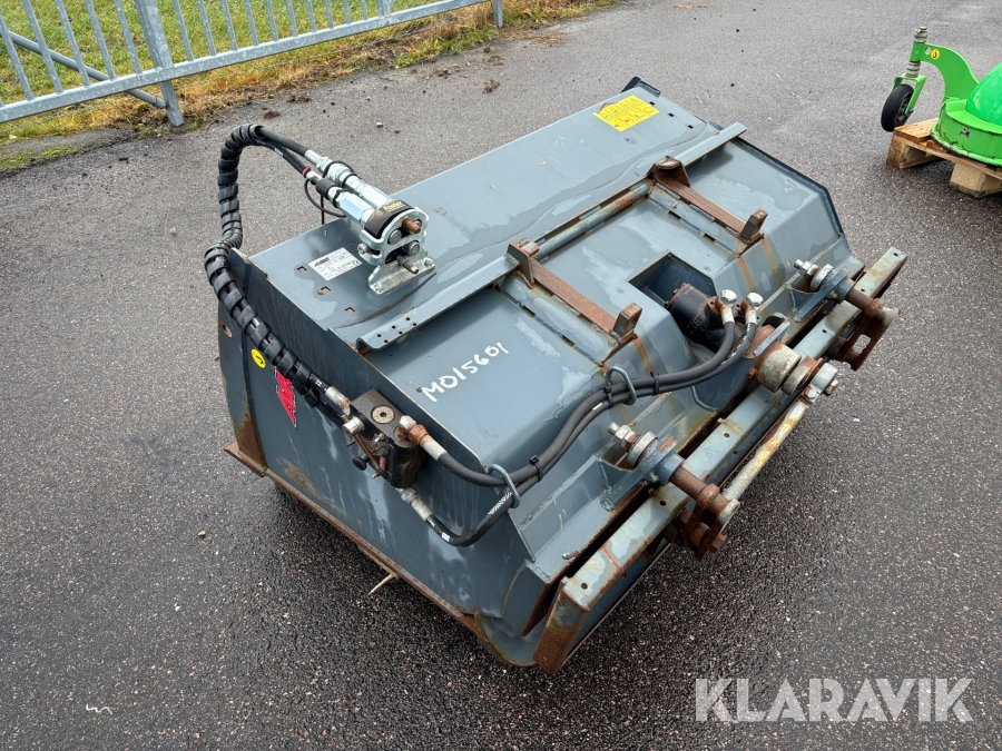 Sandspridare Avant A425325