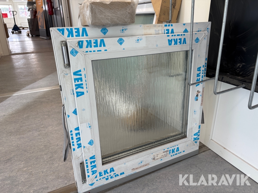 PVC-fönster Veka Cotswold 670x670mm