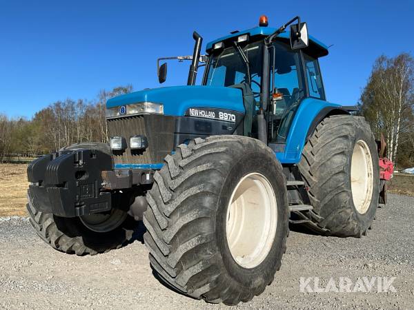 Traktor New Holland 8970