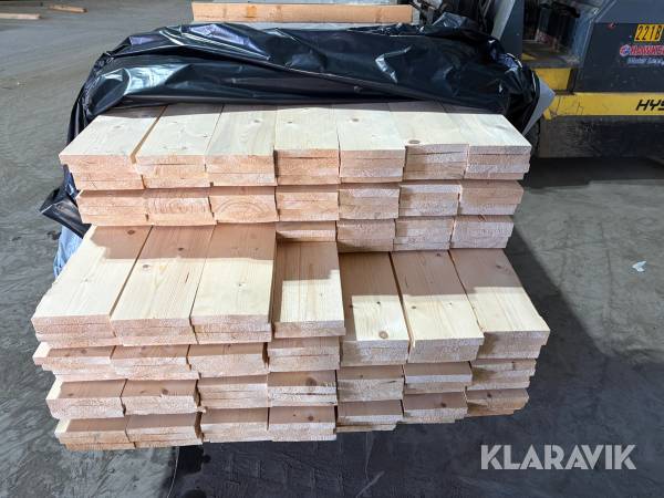 Finsågad ytterpanel  22x148 gran A-sort