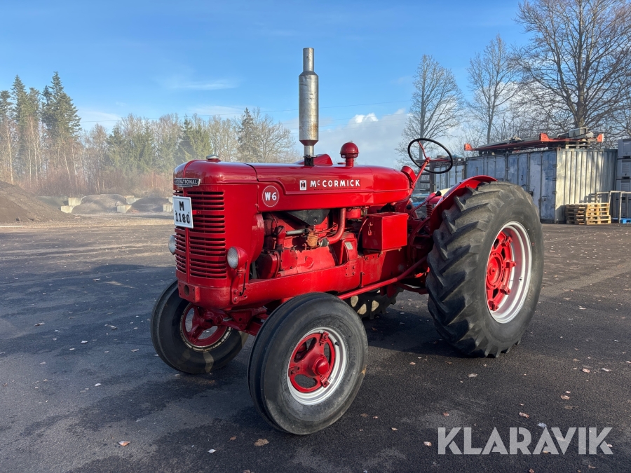 Veterantraktor McCormick W6