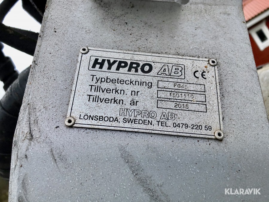 Hjulburen traktorprocessor med fällgrip