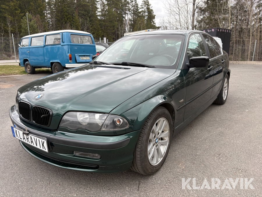 BMW 320i sedan manuell