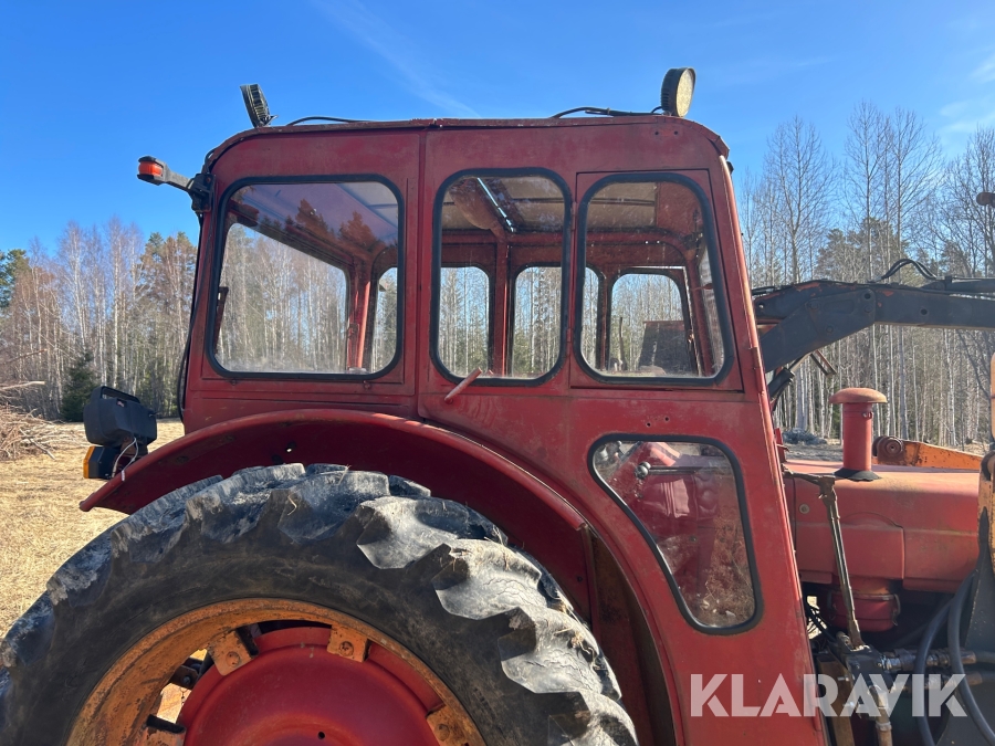 Traktor Volvo BM 600 med redskap