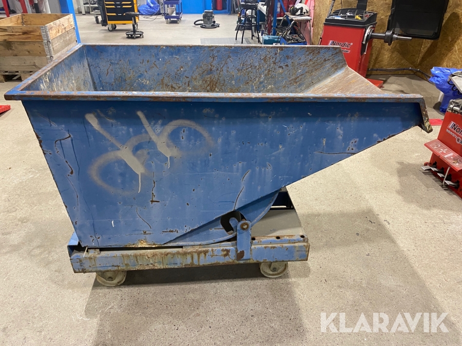 Tippcontainer skrotcontainer