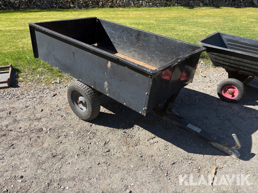 Trädgårdskärra med tipp