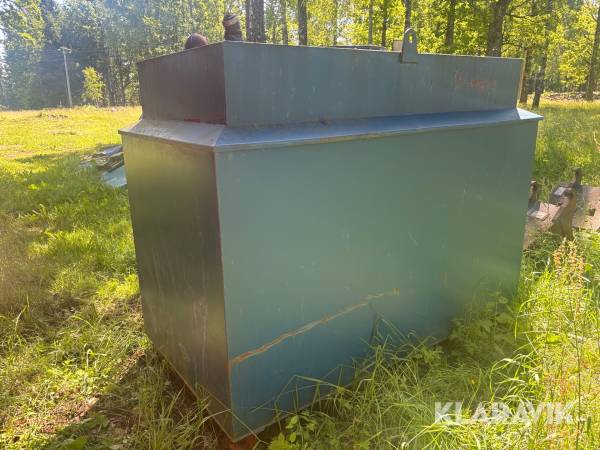 Dieseltank Svets Och Smide 3000L invallad