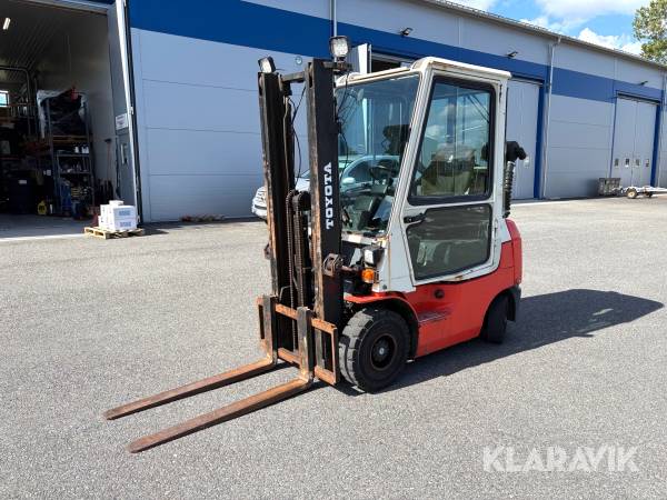 Truck Toyota 7FGF18