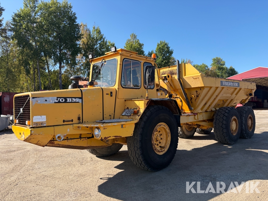 Dumper Volvo BM 861 6x6