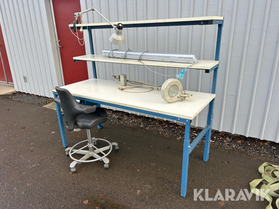 Arbetsbord justerbar höjd med låda