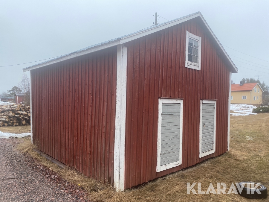 Timmring i två våningar för nedmontering Se bilder