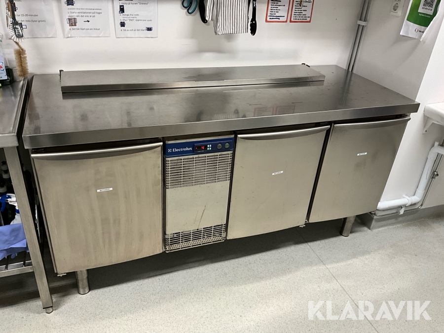 Kylbänk Electrolux RCDR3M30H