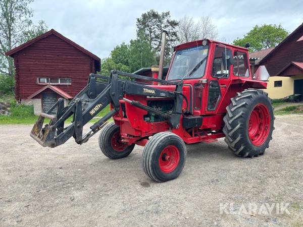 Veterantraktor Volvo BM T 650 med frontlastare