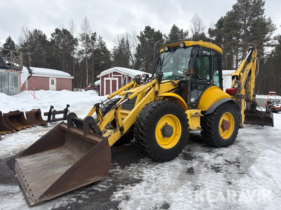 Traktorgrävare New Holland LB115B-4PS