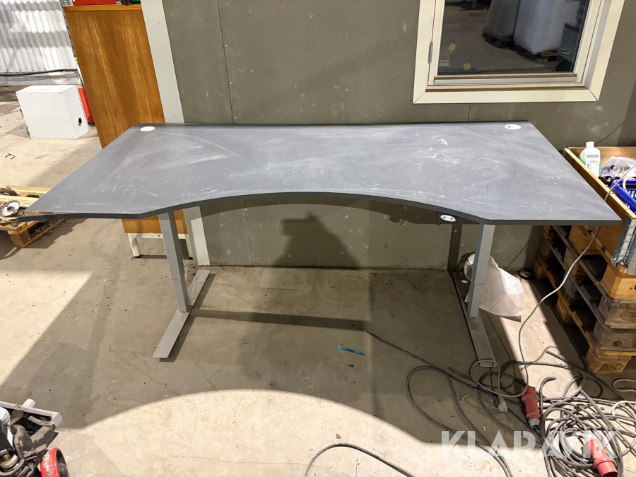 Skrivbord Höj och sänkbara 2st