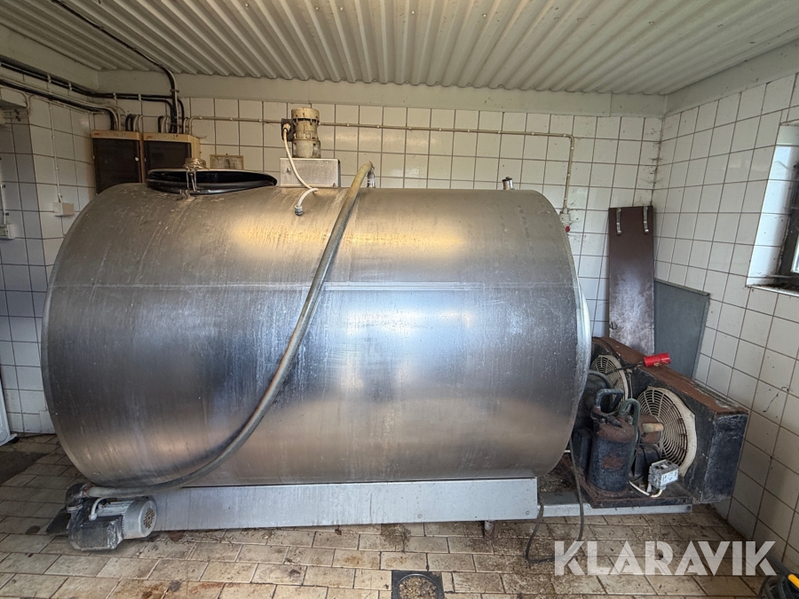 Mjölktank Wedholms DF 85 2000L