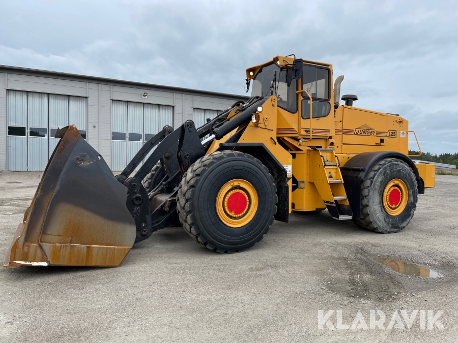 Hjullastare Ljungby L25 med skopa