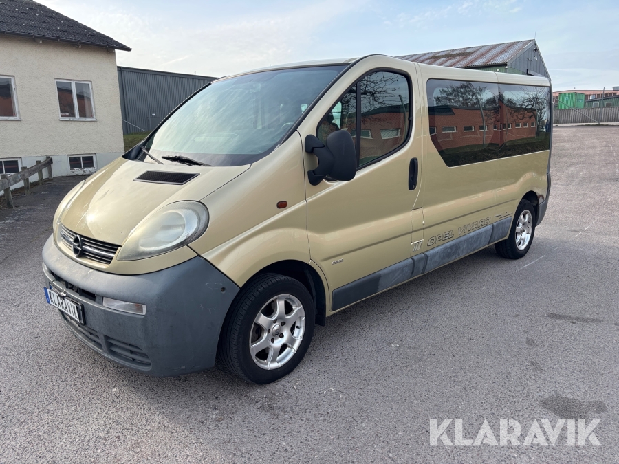 Minibuss Opel Vivaro Combi 2.0 L2