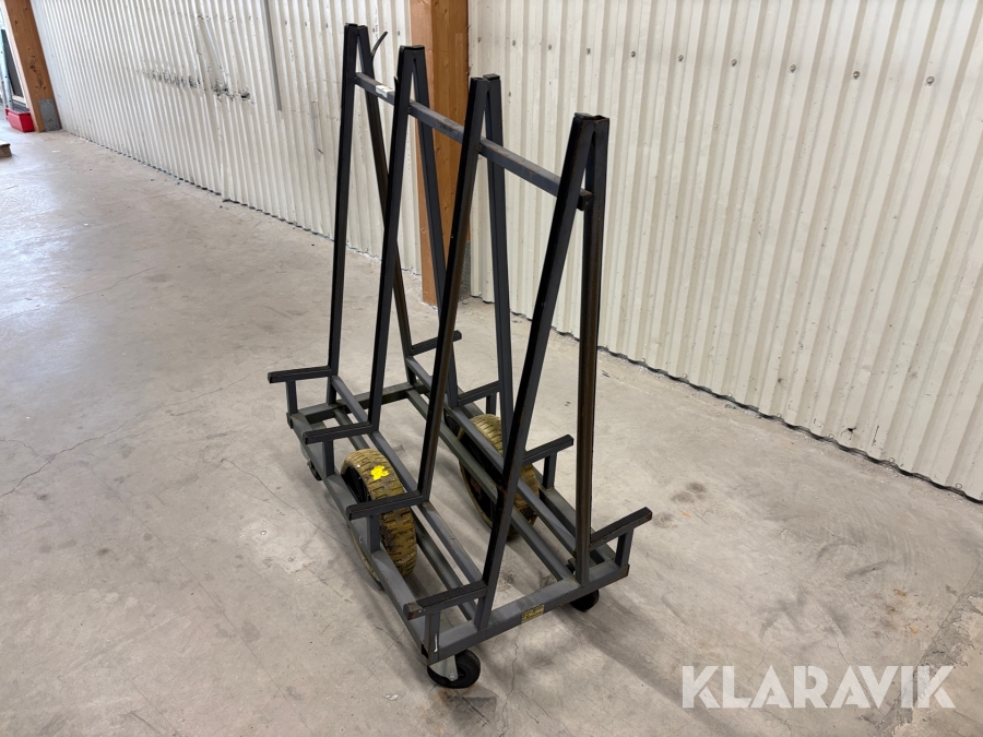 Glas/Skivställ på hjul