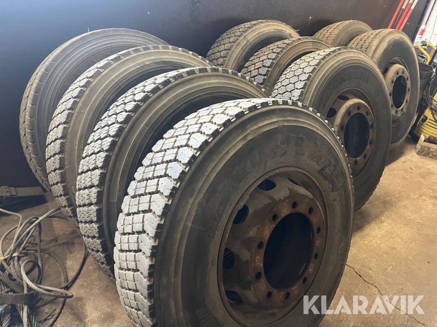 Lastbilsdäck (Vinter) 315/80 R 22,5