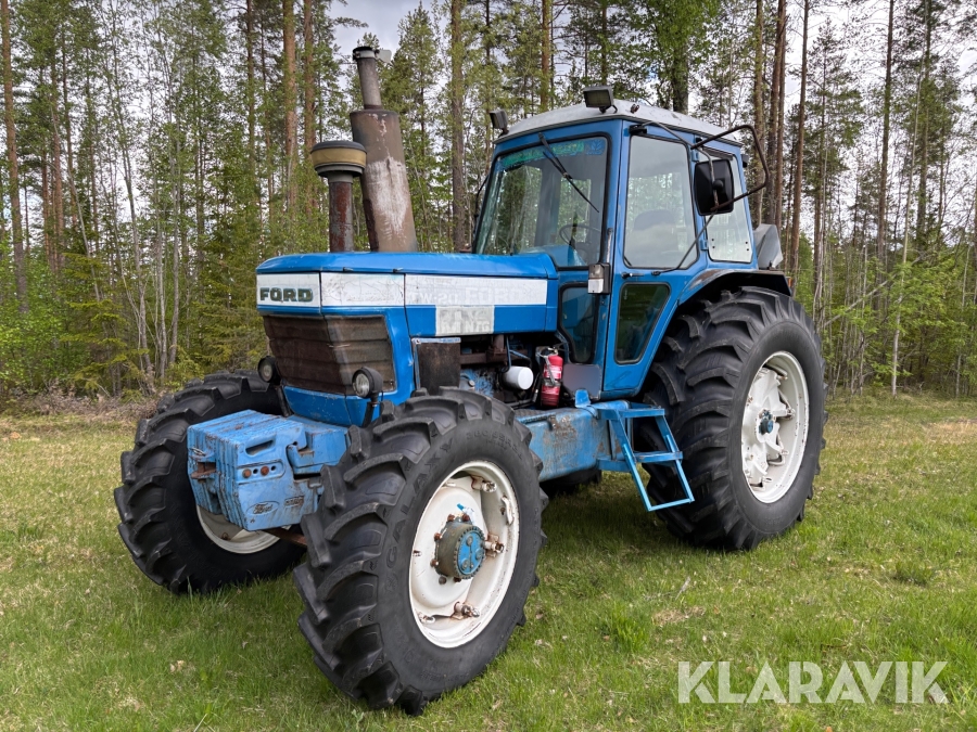 Traktor Ford TW-20