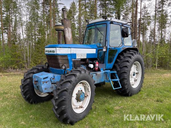 Traktor Ford TW-20