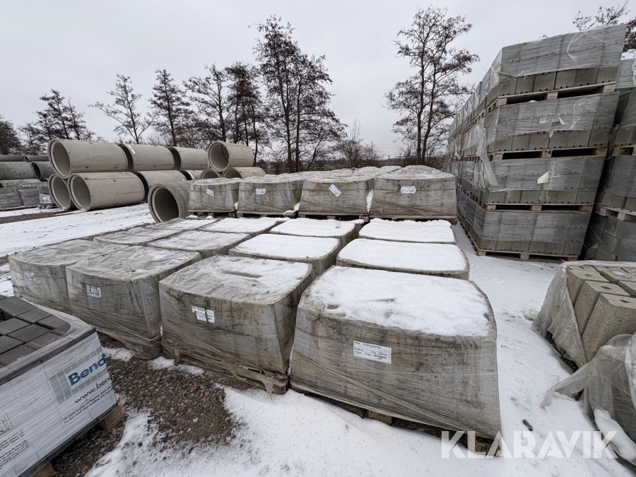 Betongplintar Benders 500mm M2 ,5 pallar a 24st med stolpskor