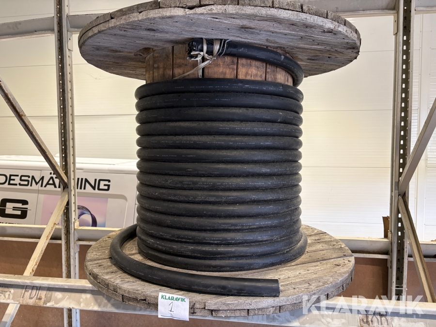 Elkabel AXQJ 3x240/72