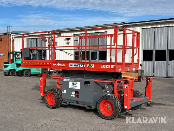 Saxlift Skyjack SJ6832RT 4x4