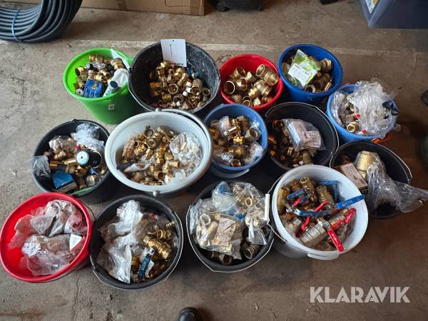 Diverse klämringskopplingar mässing Vatette