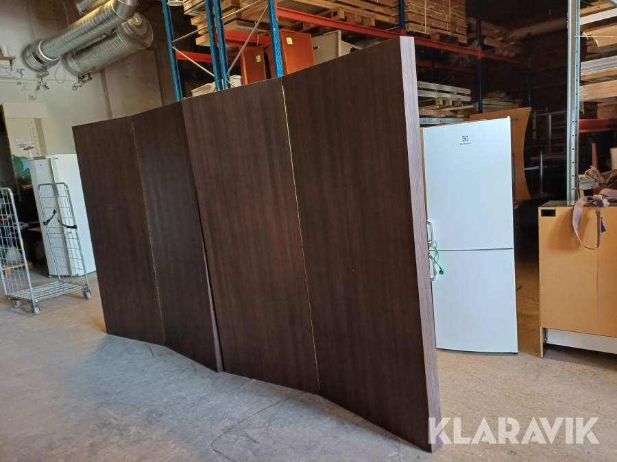 Vikvägg/Avskärmningsvägg