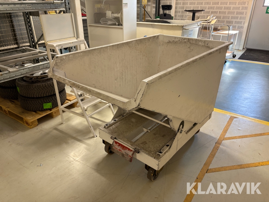 Spåncontainer 0,6 m3