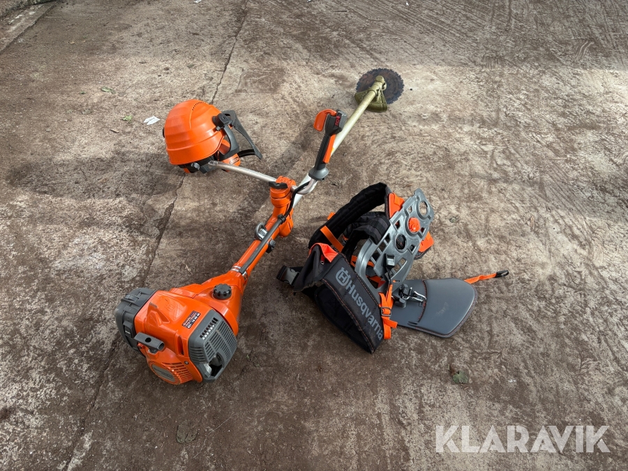 Röjsåg Husqvarna 545 FX Auto Tune med sele hjälm och klinga