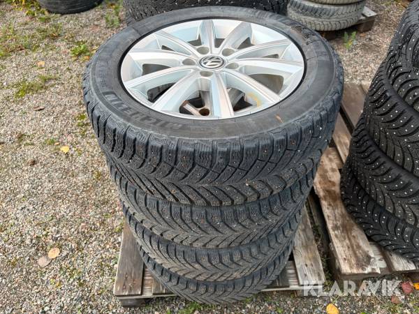 Vinterhjul med dubbdäck Michelin X-Ice North4 205/55R16 passande Volkswagen Caddy  4 st