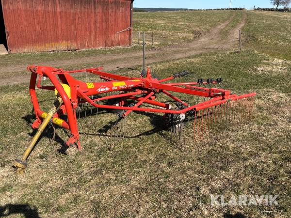 Strängläggare Kuhn GA 300 GM