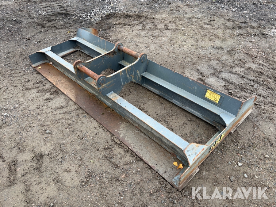 Avjämningsbalk med skär SRF 2000 mm med S45 fäste