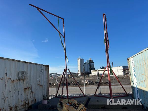 Lyftredskap 2 st på betongfundament