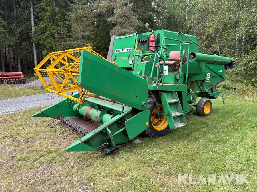 Skördetröska Volvo BM S 830