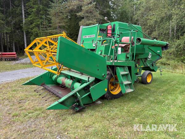 Skördetröska Volvo BM S 830