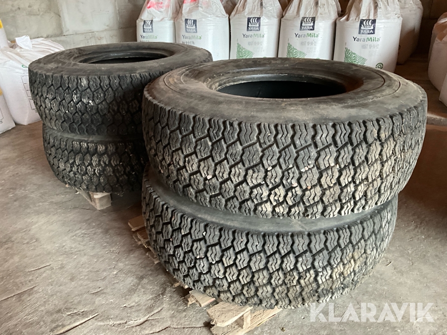 Lastmaskin däck Michelin 17,5R25 XHA Vinter 4st