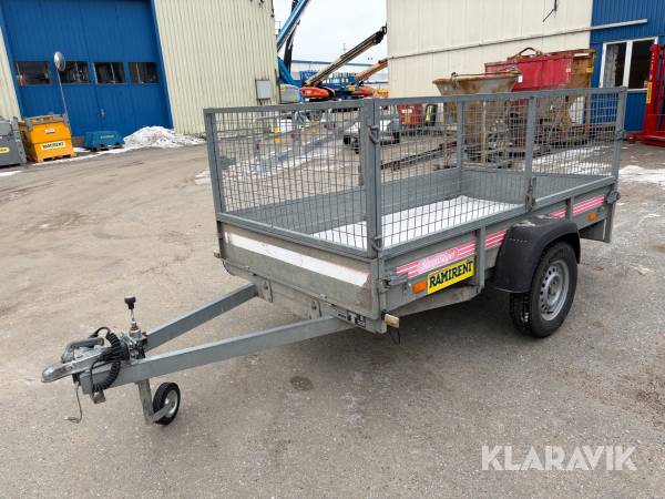 Personbilssläp Sävsjösläpet SSEK 750 med nätgrindsats