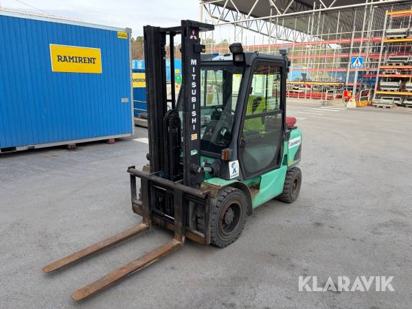 Truck Mitsubishi FD30K