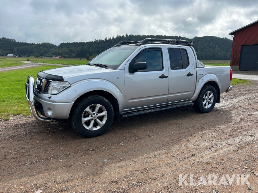 A-Traktor Nissan Navara D40 H-regg