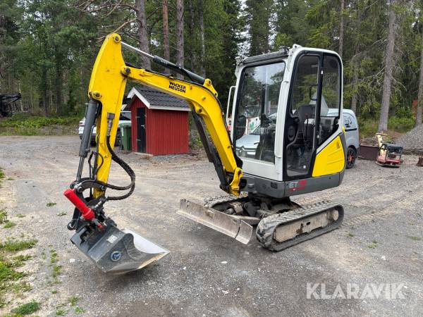 Grävmaskin Wacker Neuson ET18 VDS med släp & flera redskap