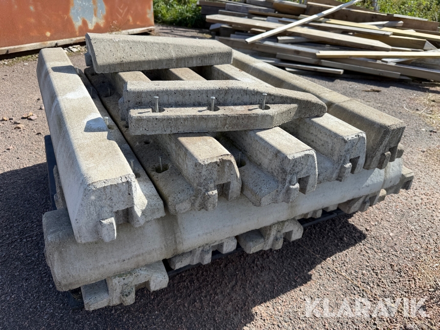 Spikkantsten varierande modeller ca 19 st