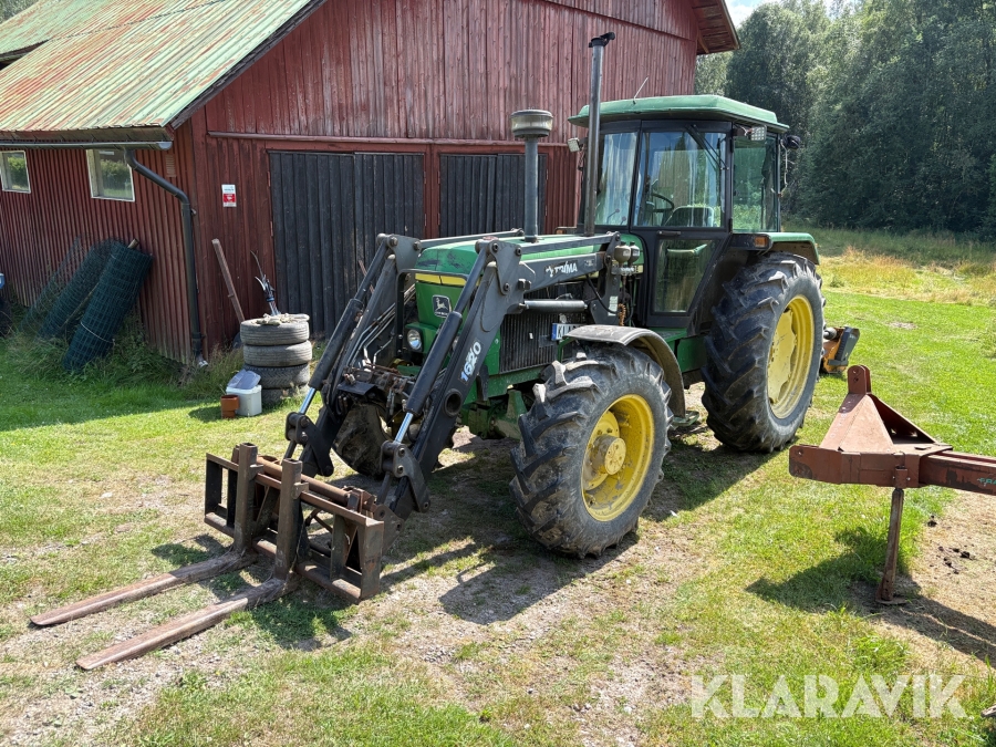 Traktor John Deere 3050