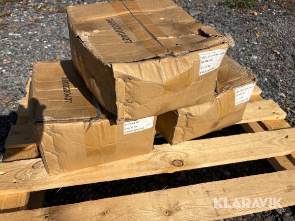 Bult M30x140 svart