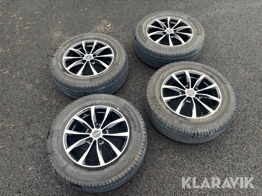 Sommardäck på fälg Continental 215/65R16 4st